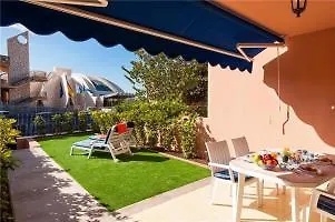 Calle Mar Caspio 47 Holiday House Hotel 3*
